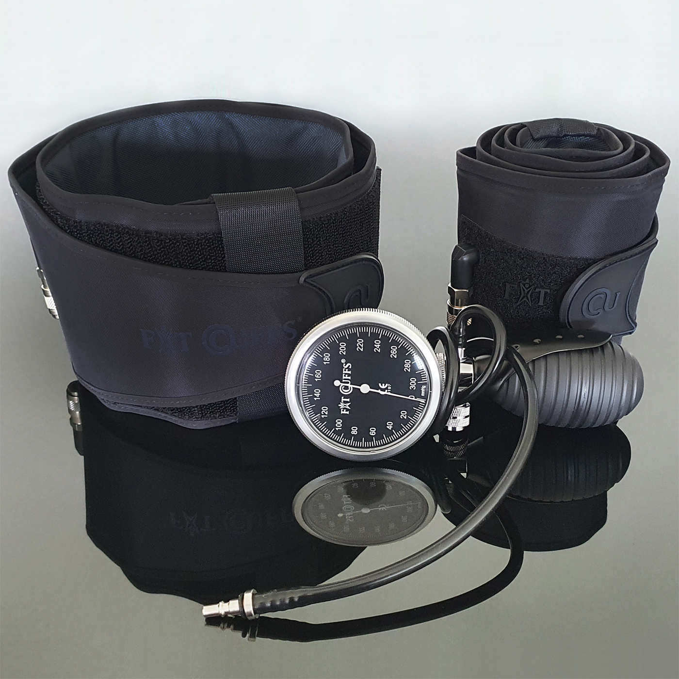 Se Fit Cuffs - Performance Lower V3.1 - Standard - Black hos Fitcuffs.com