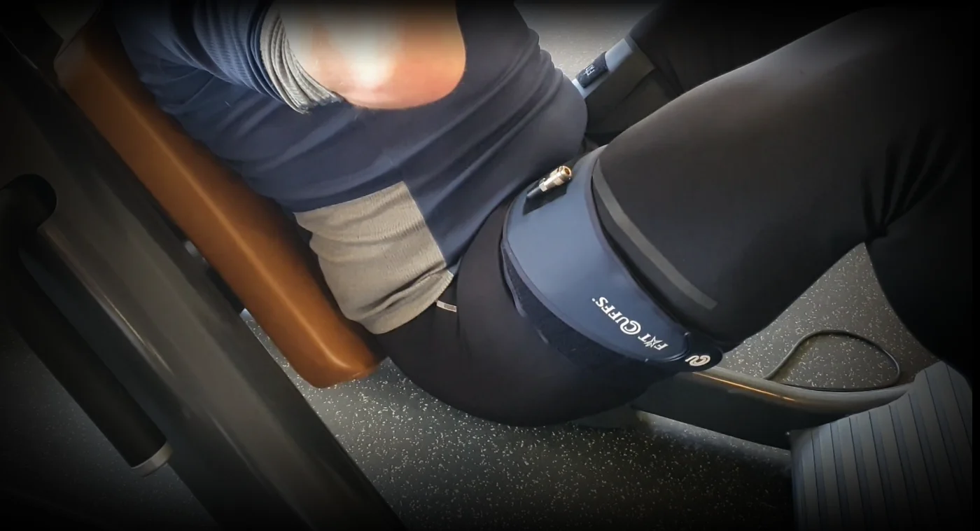 Hack Squat and BFR Training post Total Hip Replacement. Occlusion Training, okklusionstræning, kaatsu, BFR Training